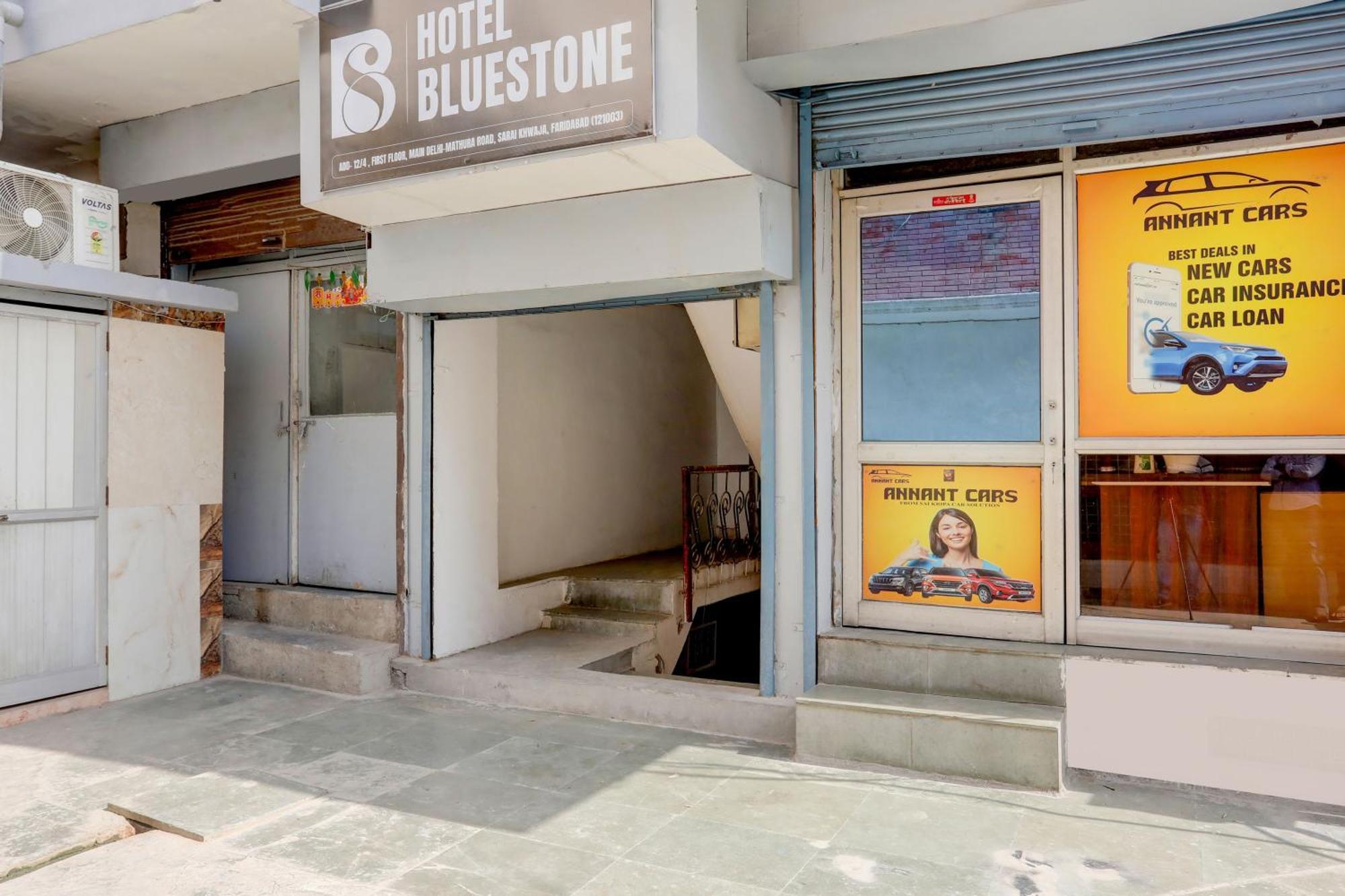 Super Hotel Live View Indraprastha Dış mekan fotoğraf
