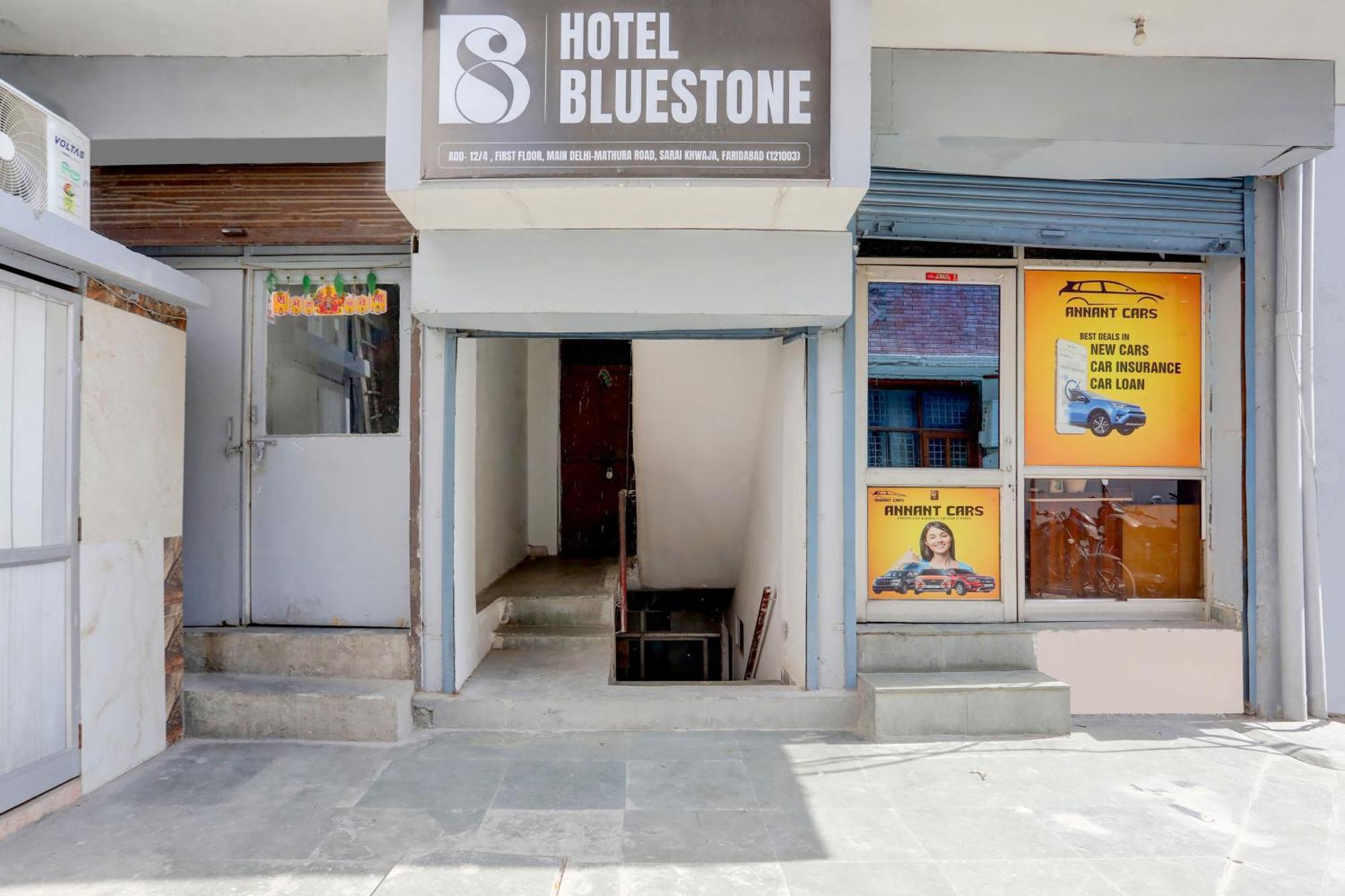 Super Hotel Live View Indraprastha Dış mekan fotoğraf